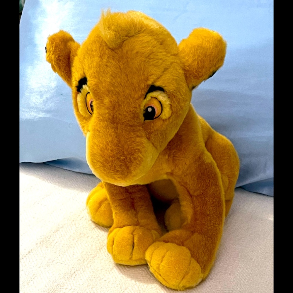 Disney Store, The Lion King Stuffed Sitting Simba